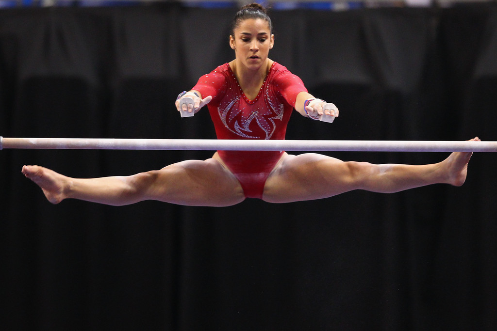 Sexy years babe doing gymnastics