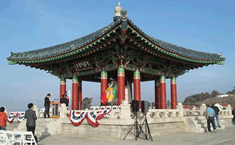 korean bell of friendship san pedro