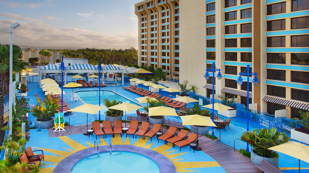 disney paradise pier hotel reviews