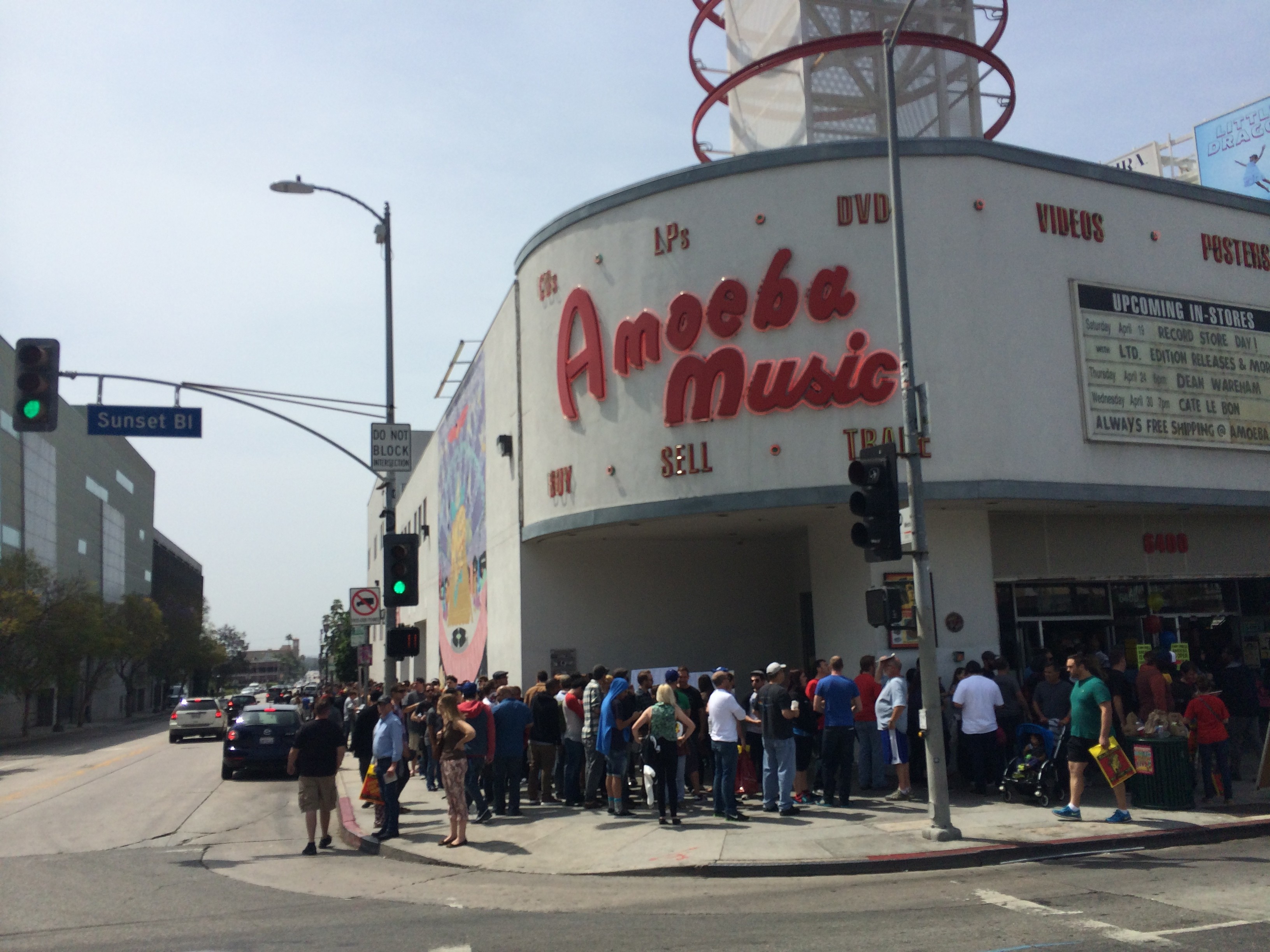 amoeba music store hollywood